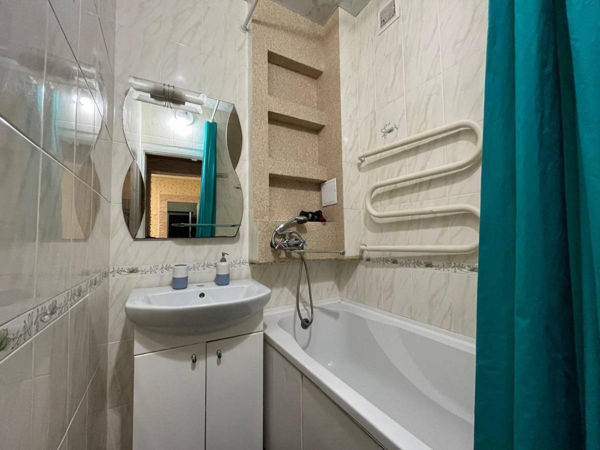 2К Квартира Велика Васильківська 118, Палац Україна Kyiv Exterior photo